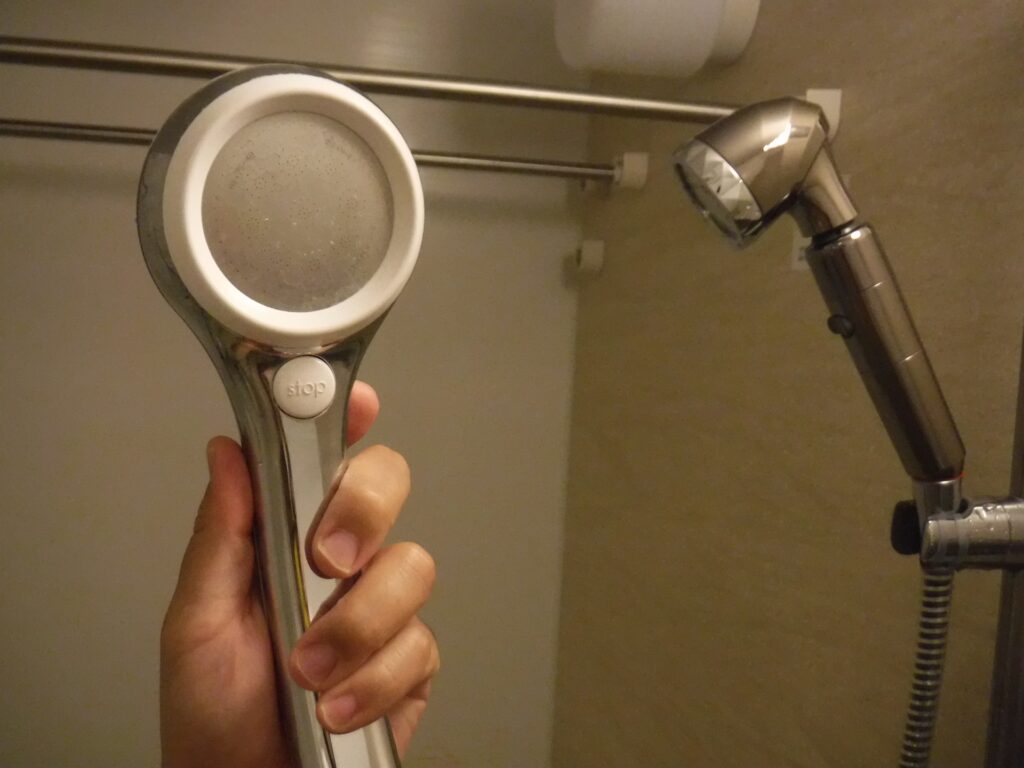 シャワーヘッドを交換（節水対策） 